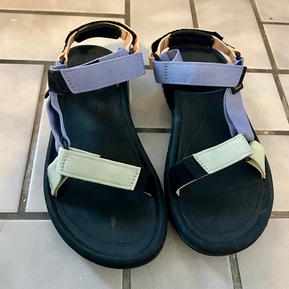 Teva Hurricane XLT sandal size 8